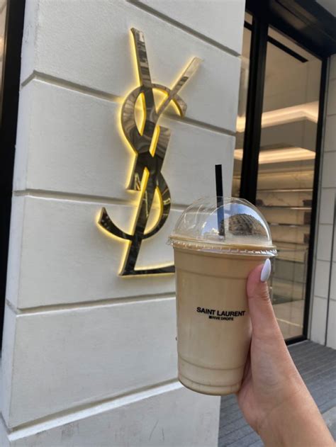 photos de ysl cafe